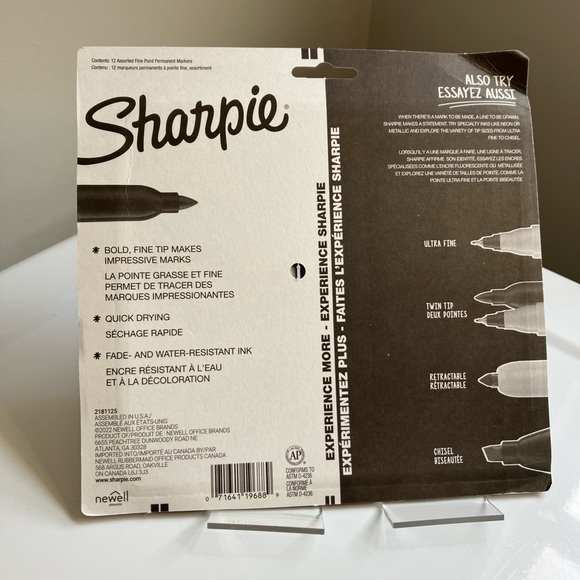 New 12 Pack Sharpie Fine Point Permanent Markers Portrait Color Special Edition - Picture 4 of 4